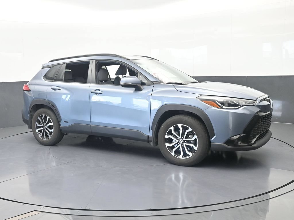 Used 2024 Toyota Corolla Cross AWD Hybrid image 8