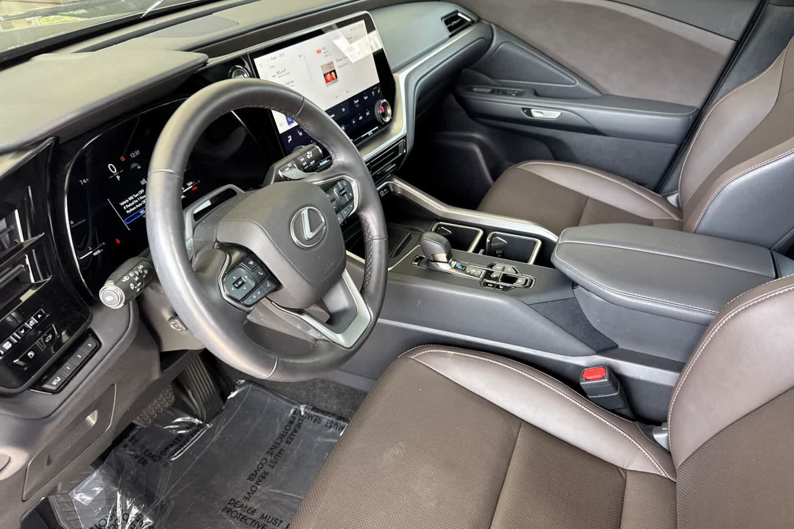 Used 2025 Lexus TX 350 AWD image 11