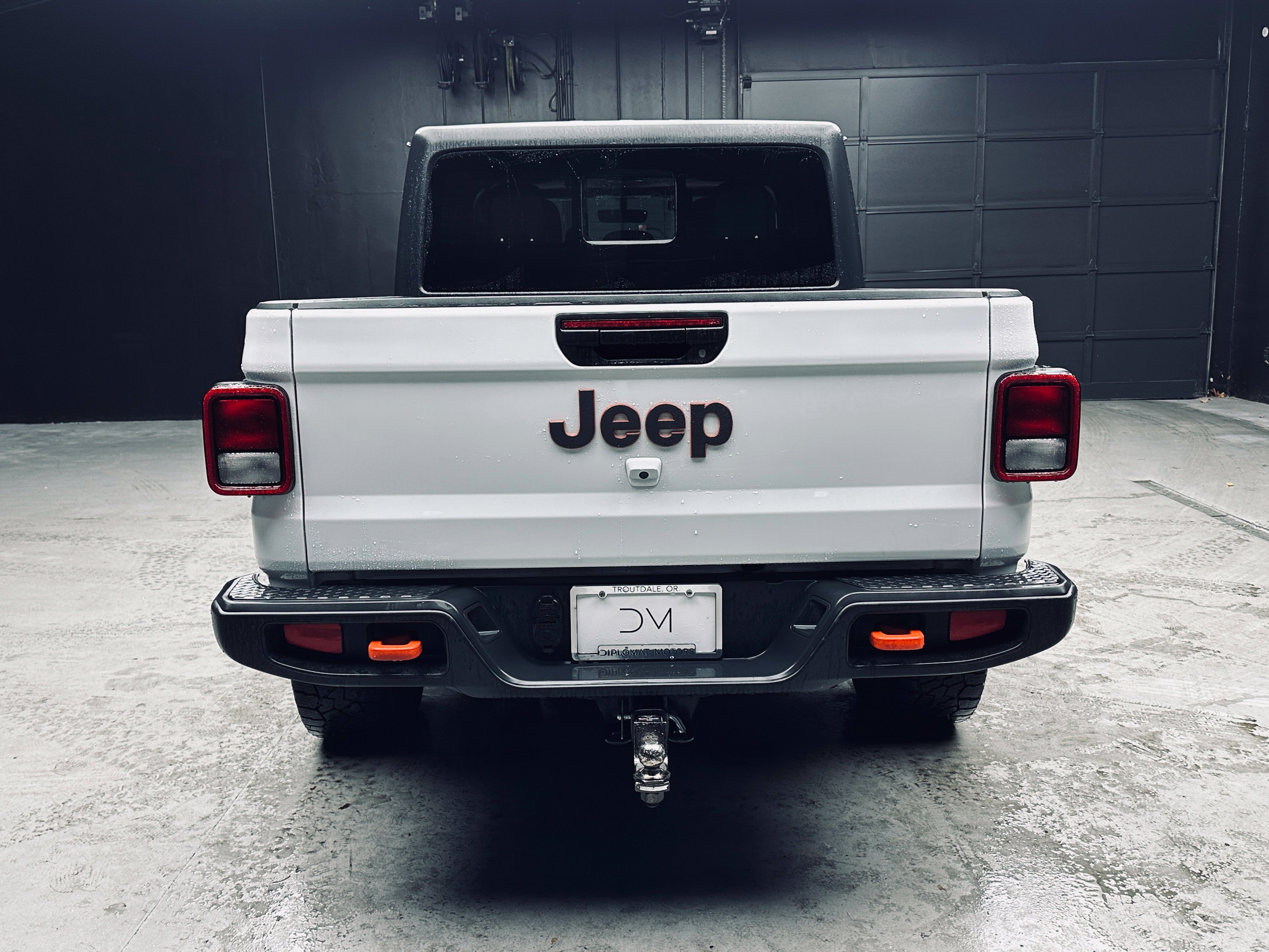 Used 2023 Jeep Gladiator Mojave w/ Cold Weather Group AWD/4WD image 5