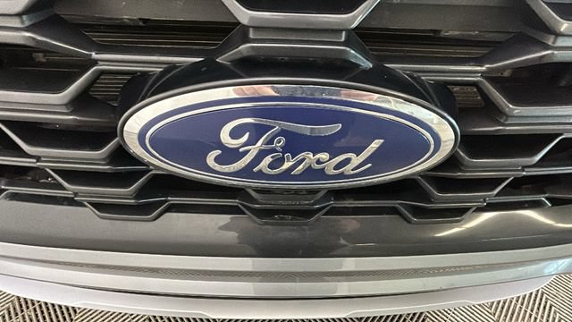 Used 2024 Ford Escape ST-Line w/ Tech Pack #1 AWD/4WD image 8