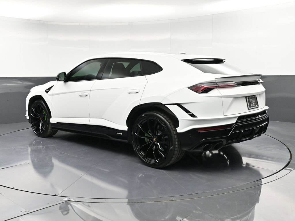 Used 2024 Lamborghini Urus S image 3