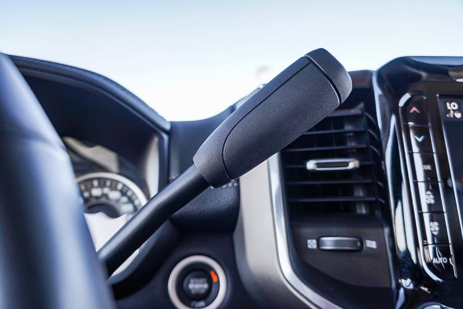 Used 2024 RAM 2500 Laramie image 25