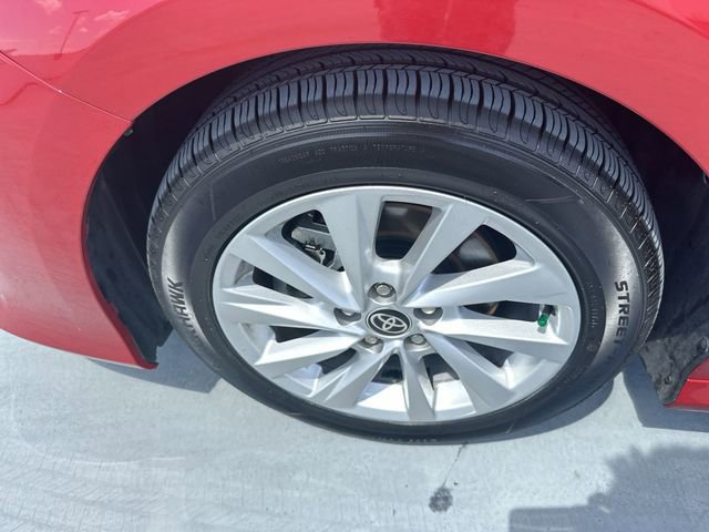 Used 2024 Toyota Camry LE FWD image 11