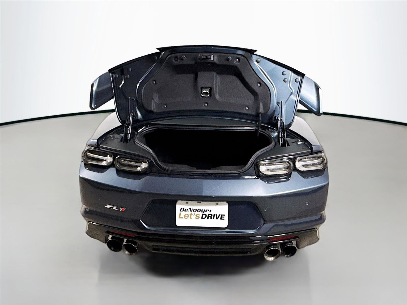 Used 2019 Chevrolet Camaro ZL1 image 26
