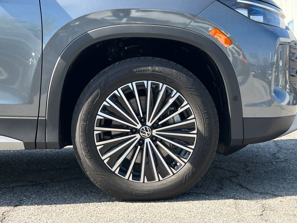 New 2026 Volkswagen Tiguan S image 8