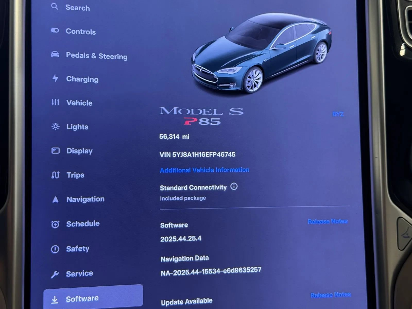 Used 2014 Tesla Model S 85 image 16
