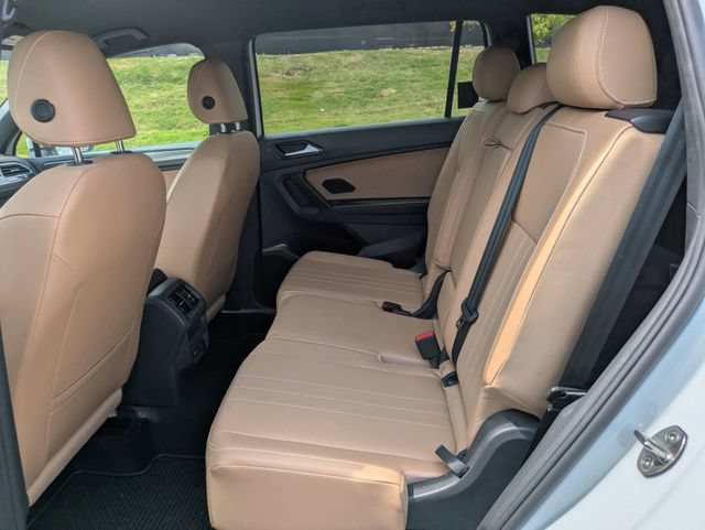 Used 2023 Volkswagen Tiguan SE FWD image 16