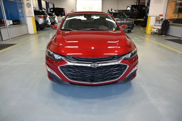 Used 2024 Chevrolet Malibu RS w/ LPO, Floor Liner Package image 2