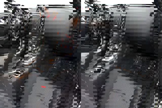 Used 2016 Nissan 370Z w/ Sport Package image 22