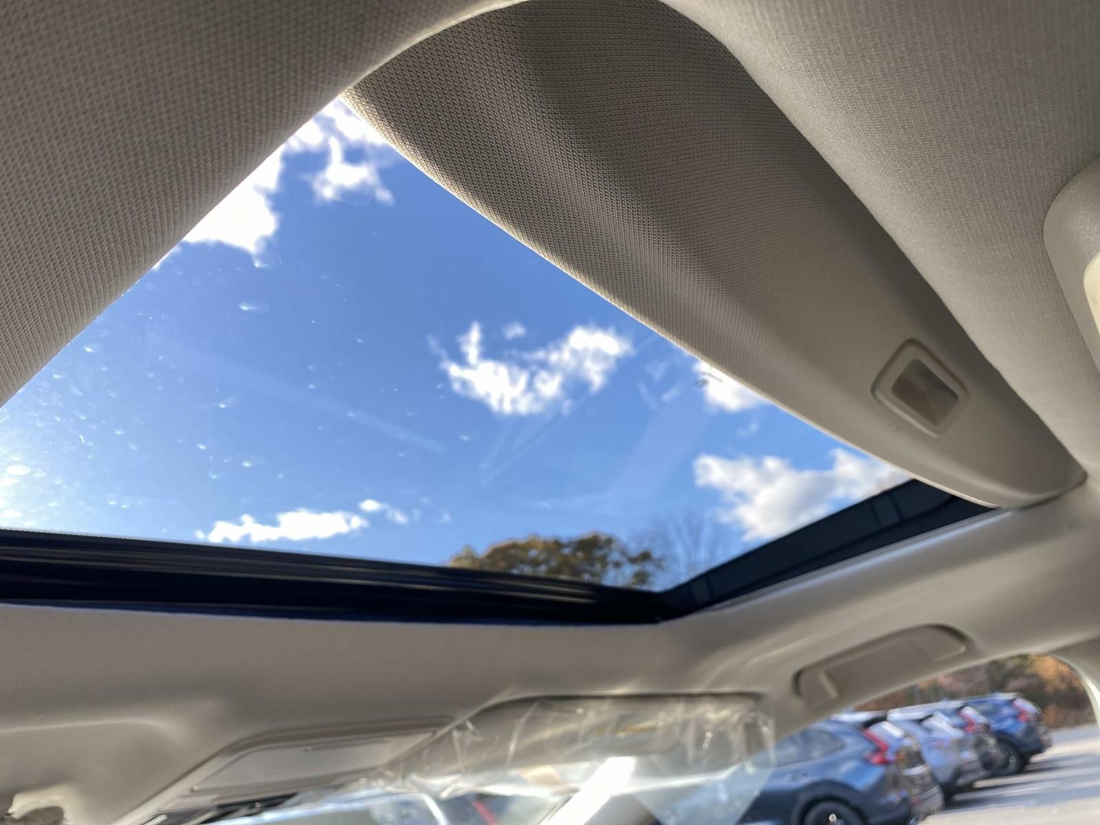 New 2026 Honda Odyssey Touring image 10