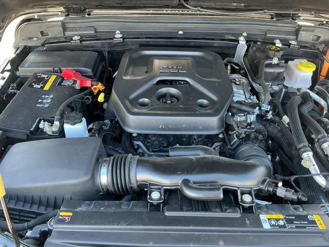 Used 2023 Jeep Wrangler Unlimited Rubicon 4xe AWD/4WD image 29
