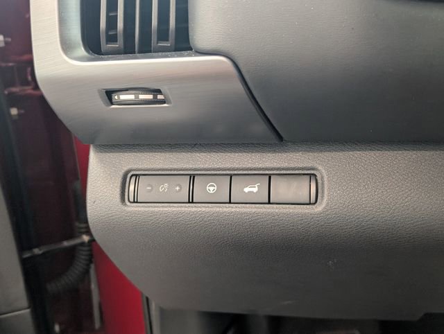 Used 2023 Nissan Pathfinder SL image 24