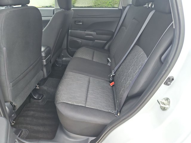 Used 2024 Mitsubishi Outlander Sport AWD image 17