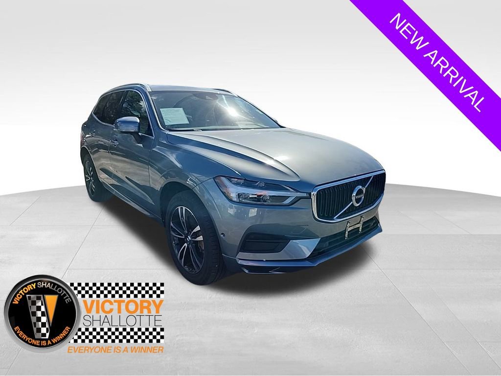 Used 2019 Volvo XC60 T6 Momentum w/ Multimedia Package