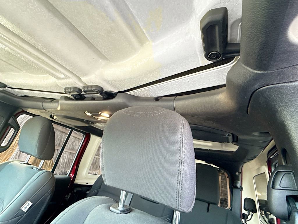 Used 2021 Jeep Wrangler Unlimited Sport image 20