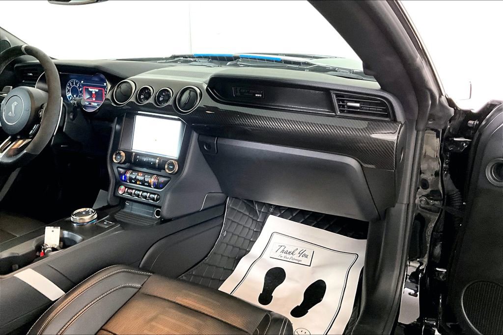 Used 2021 Ford Mustang Shelby GT500 w/ Technology Package image 16