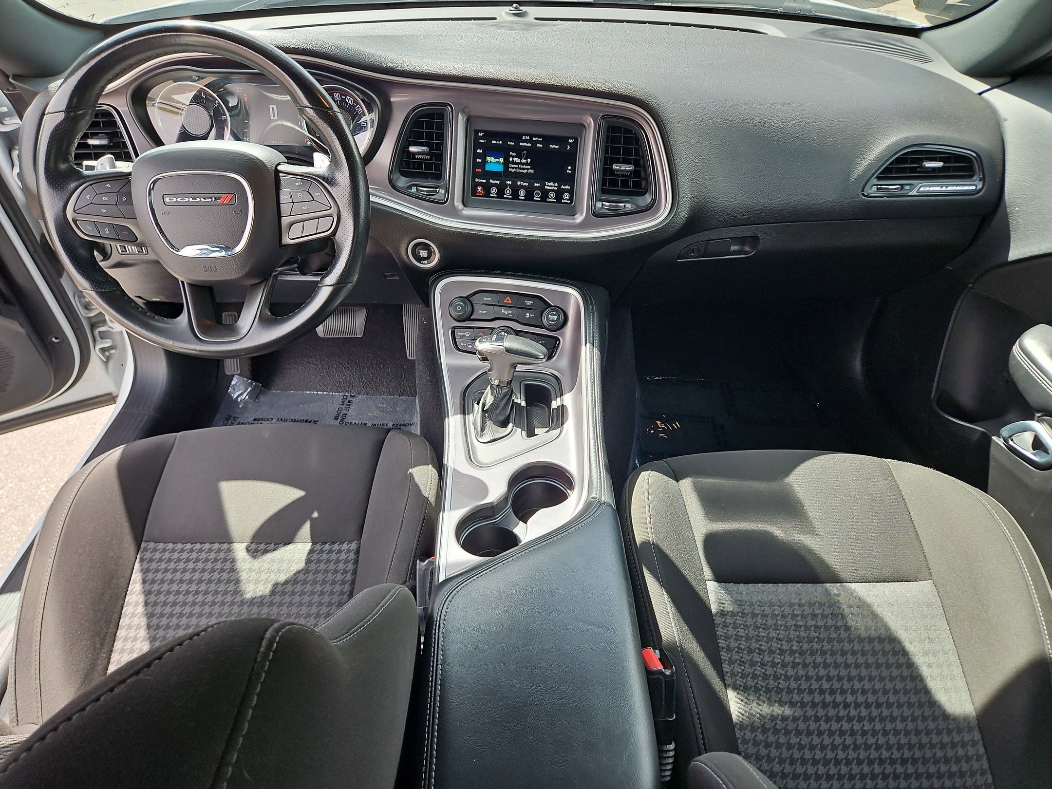 Used 2022 Dodge Challenger GT image 24