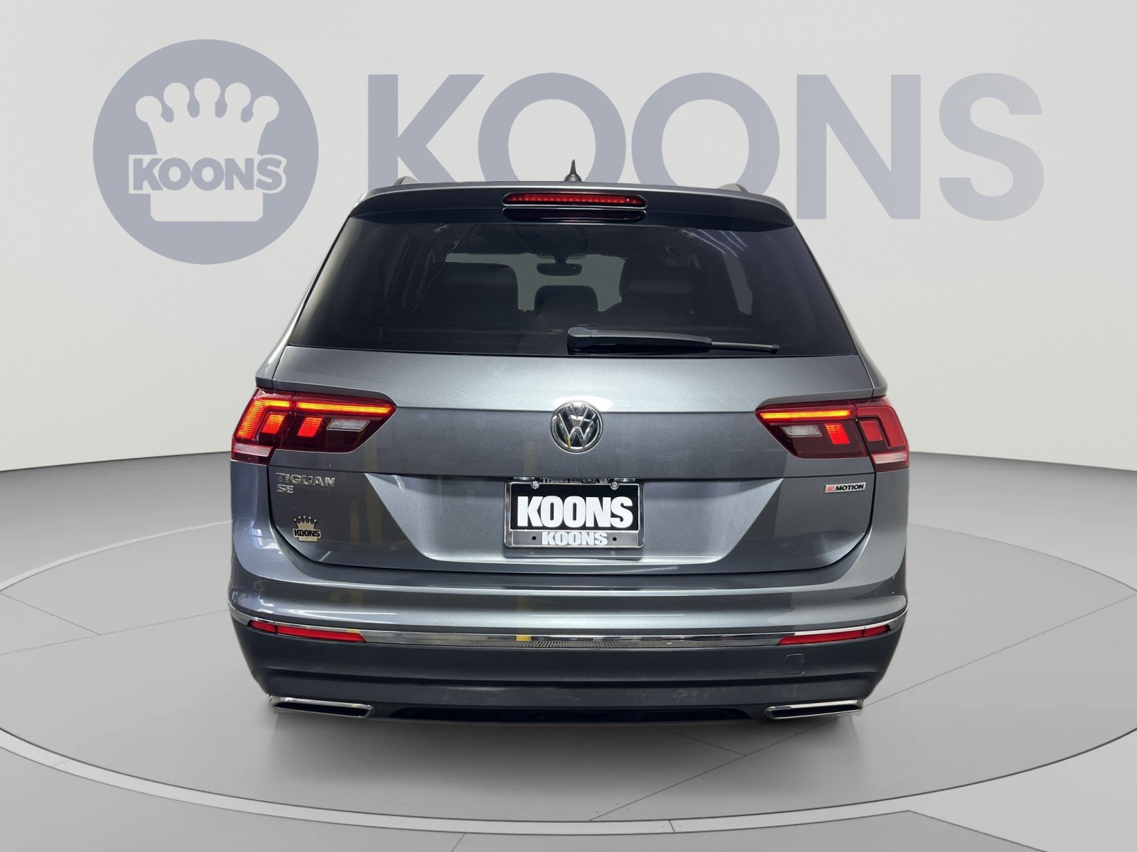 Used 2021 Volkswagen Tiguan SE w/ Panoramic Sunroof Package AWD/4WD image 5