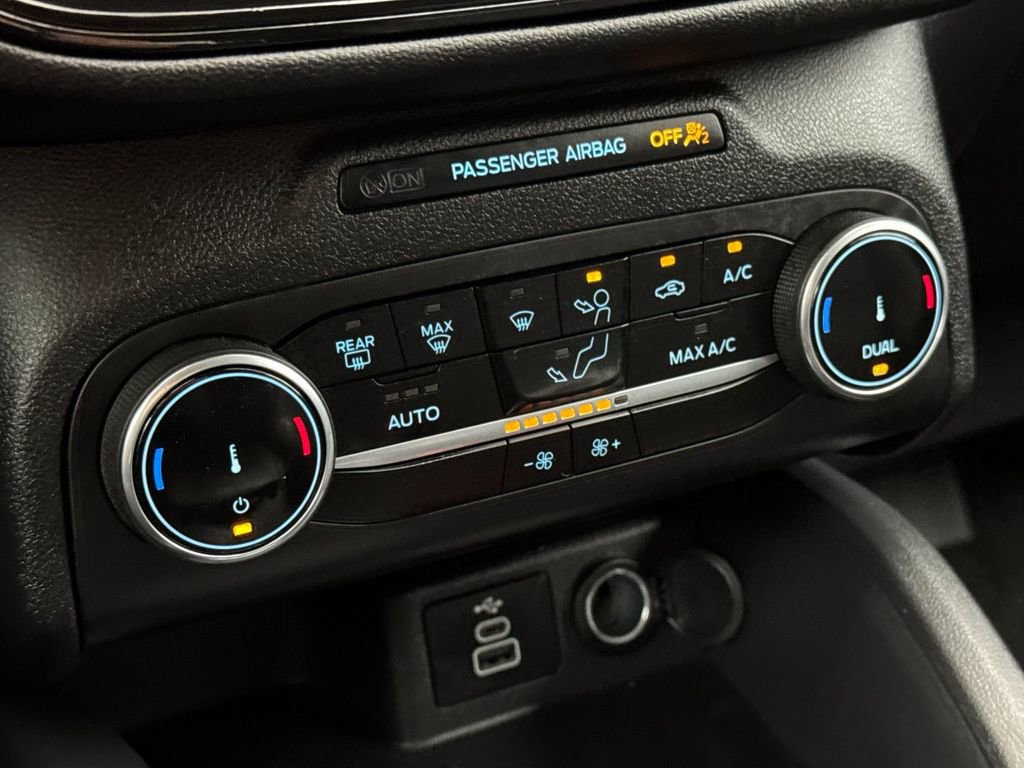 Used 2025 Ford Escape ST-Line image 19