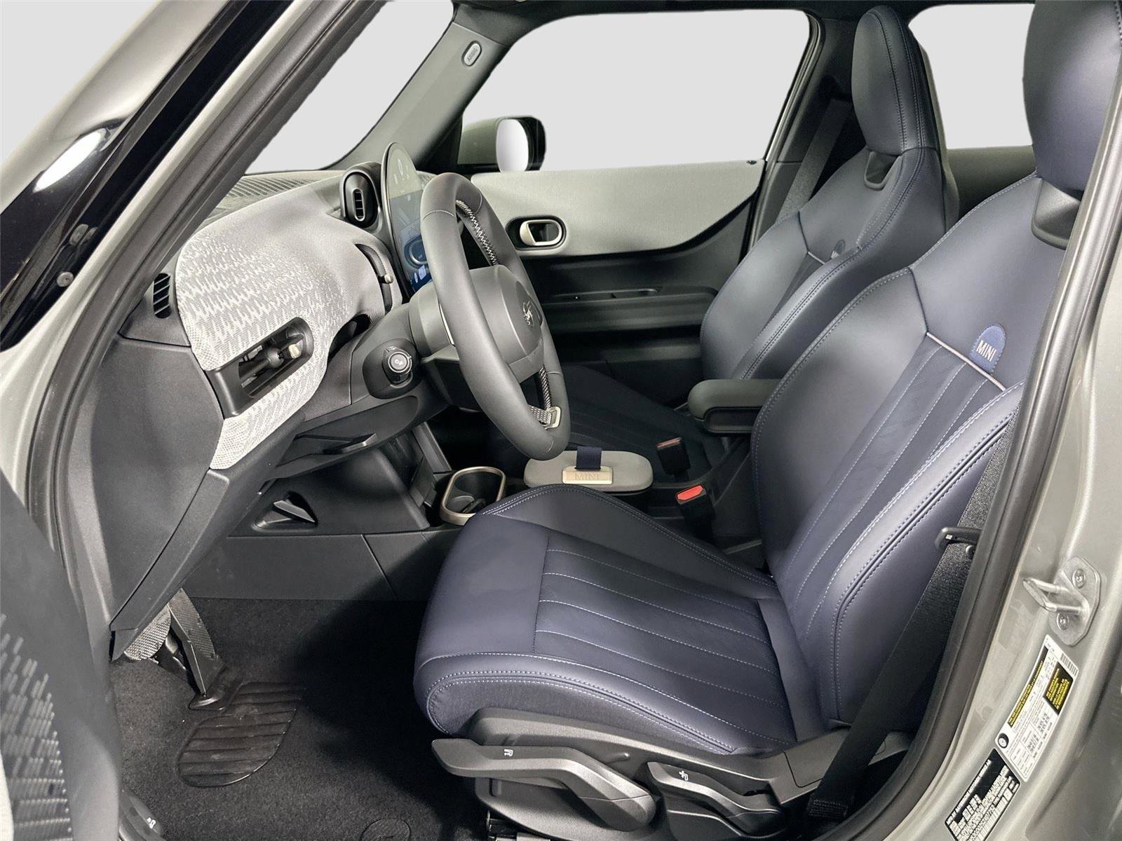 Certified 2025 MINI Cooper S FWD image 20