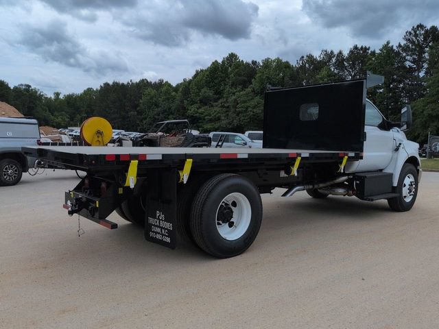 New 2027 Ford F750 2WD Regular Cab Super Duty image 4
