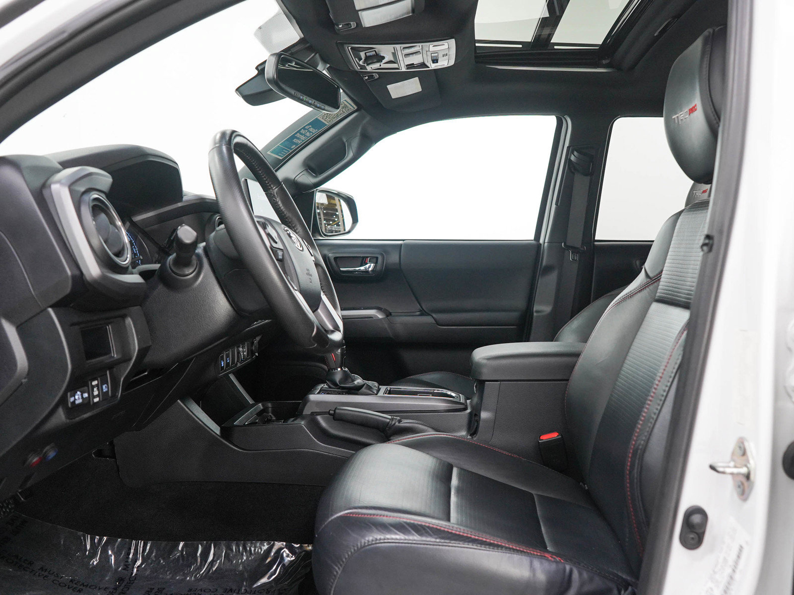 Used 2019 Toyota Tacoma TRD Off-Road AWD/4WD image 23