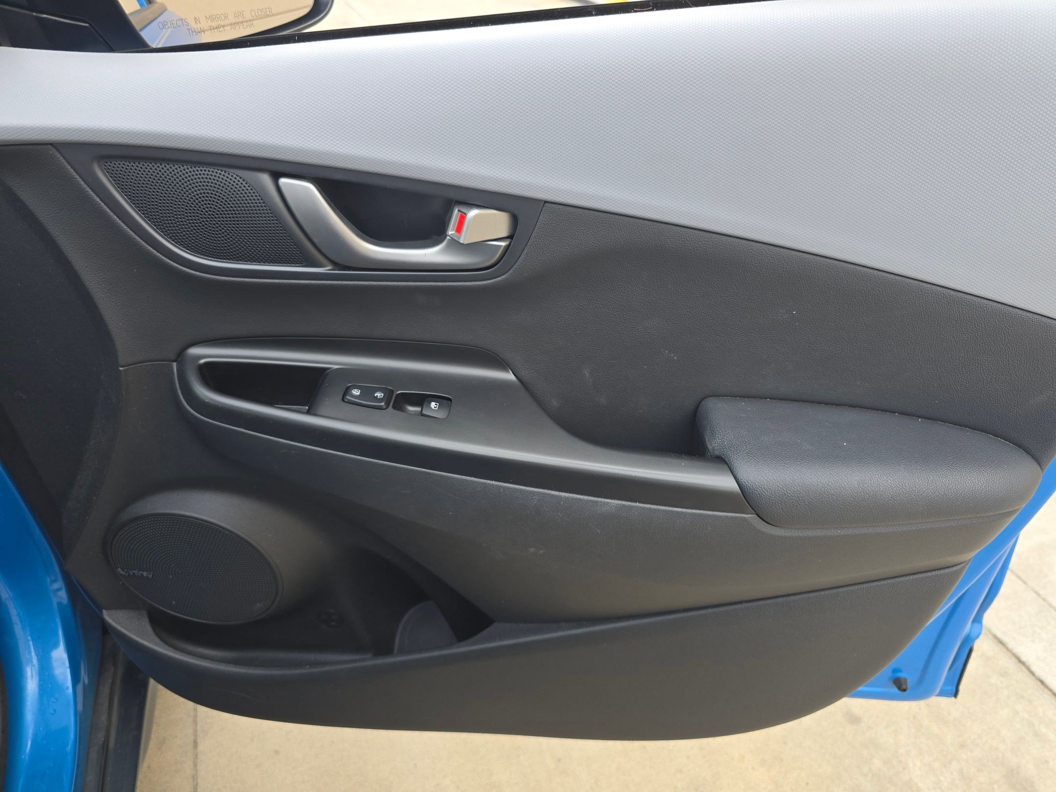 Used 2020 Hyundai Kona Ultimate w/ Cargo Package image 29