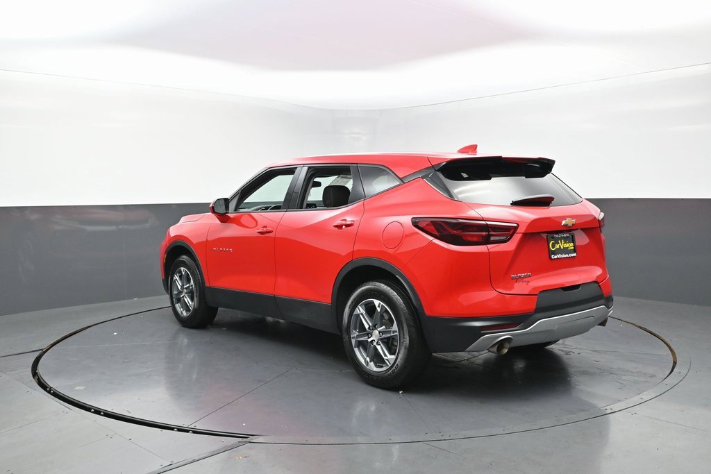 Used 2023 Chevrolet Blazer LT image 4