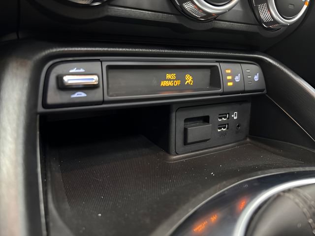 Used 2021 MAZDA MX-5 Miata RF Grand Touring RWD image 29
