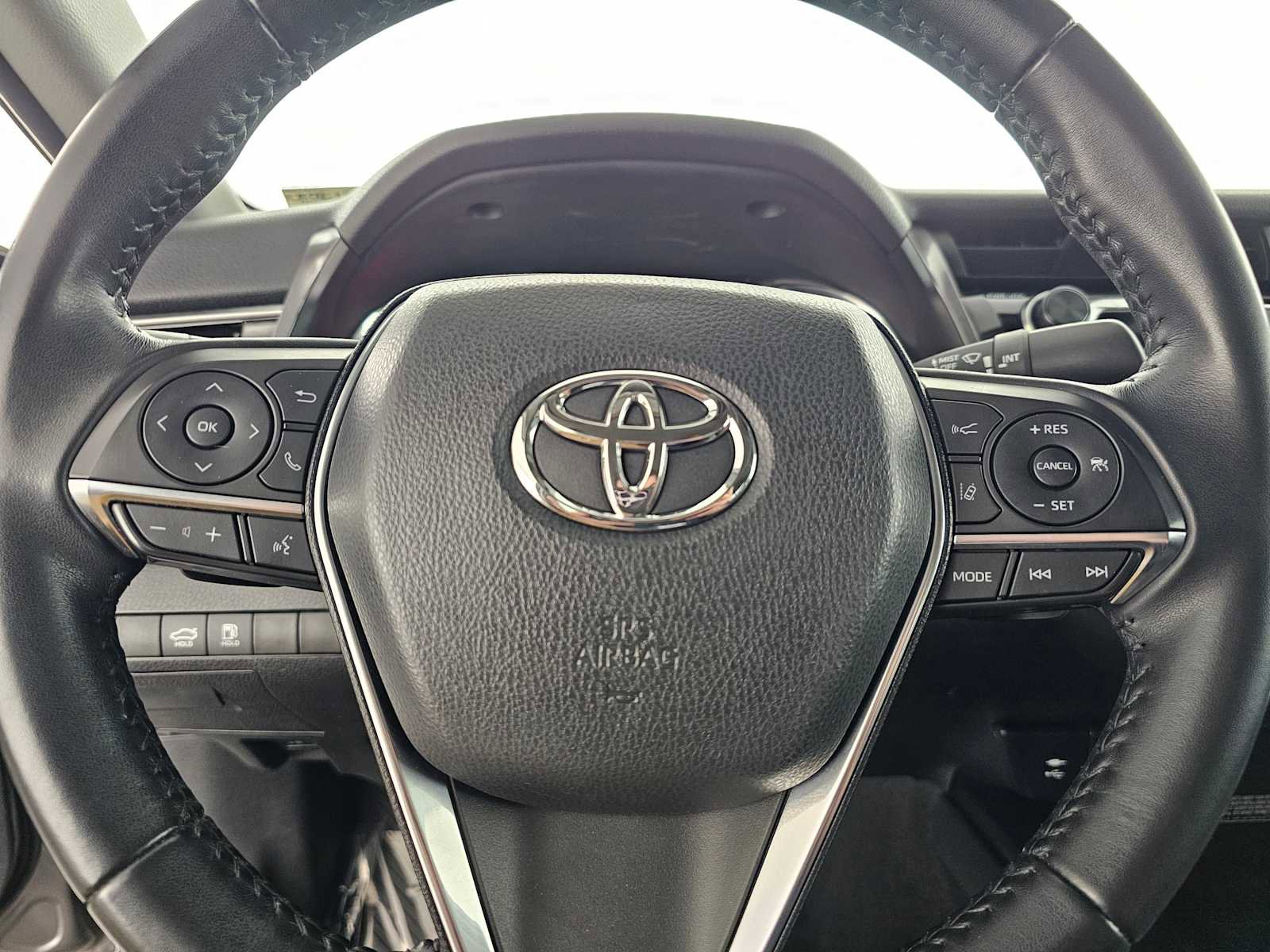 Used 2019 Toyota Camry XSE image 22