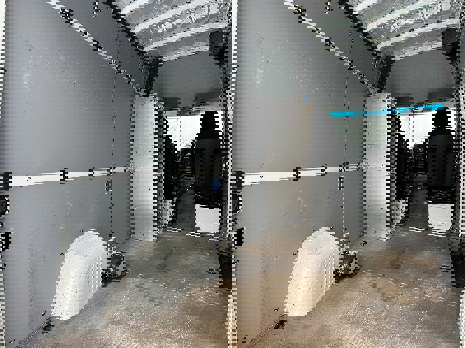 Used 2016 Freightliner Sprinter 2500 image 18