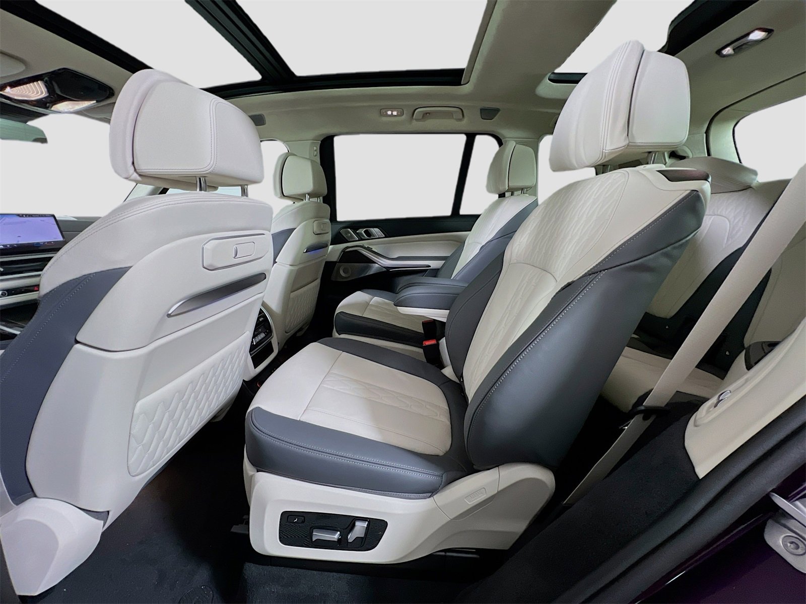New 2026 BMW ALPINA XB7 image 25