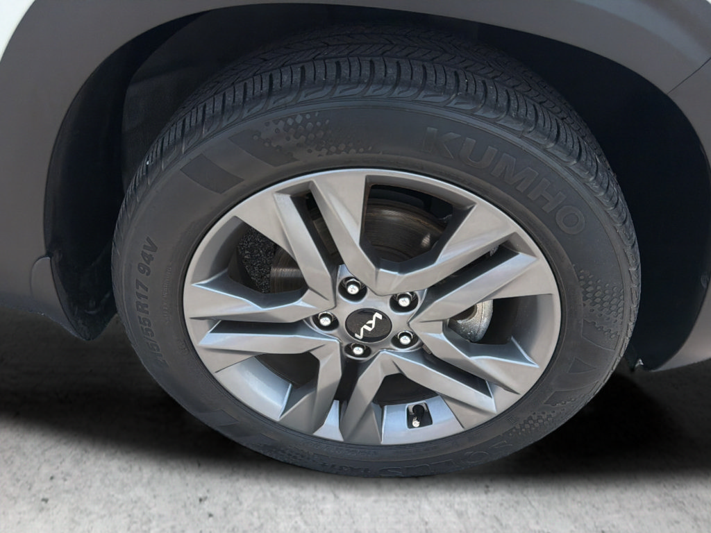 Used 2023 Kia Seltos S FWD image 56