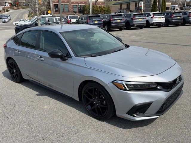 Used 2023 Honda Civic Sport image 3