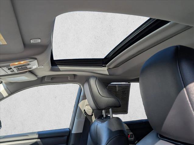 Used 2025 Toyota Highlander XLE image 16