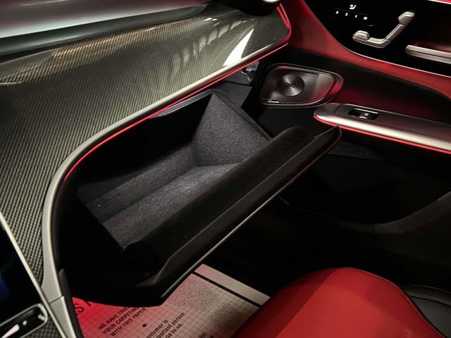 Certified 2025 Mercedes-Benz GLC 43 AMG 4MATIC image 33