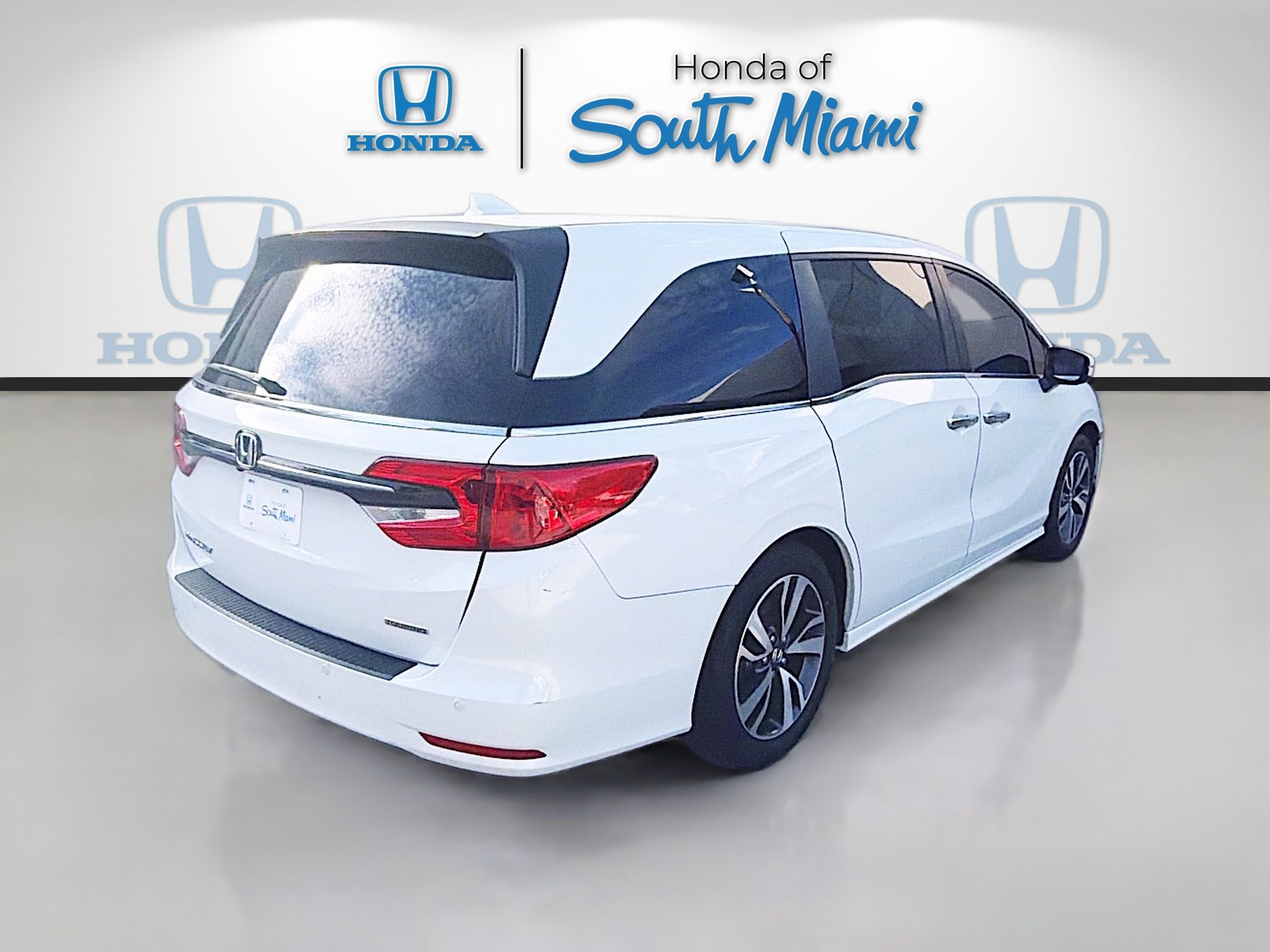 Certified 2023 Honda Odyssey Touring image 7