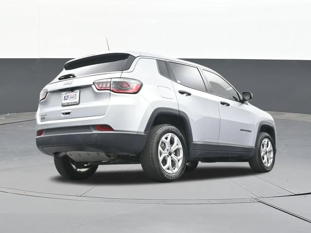 Used 2025 Jeep Compass Sport AWD/4WD image 45