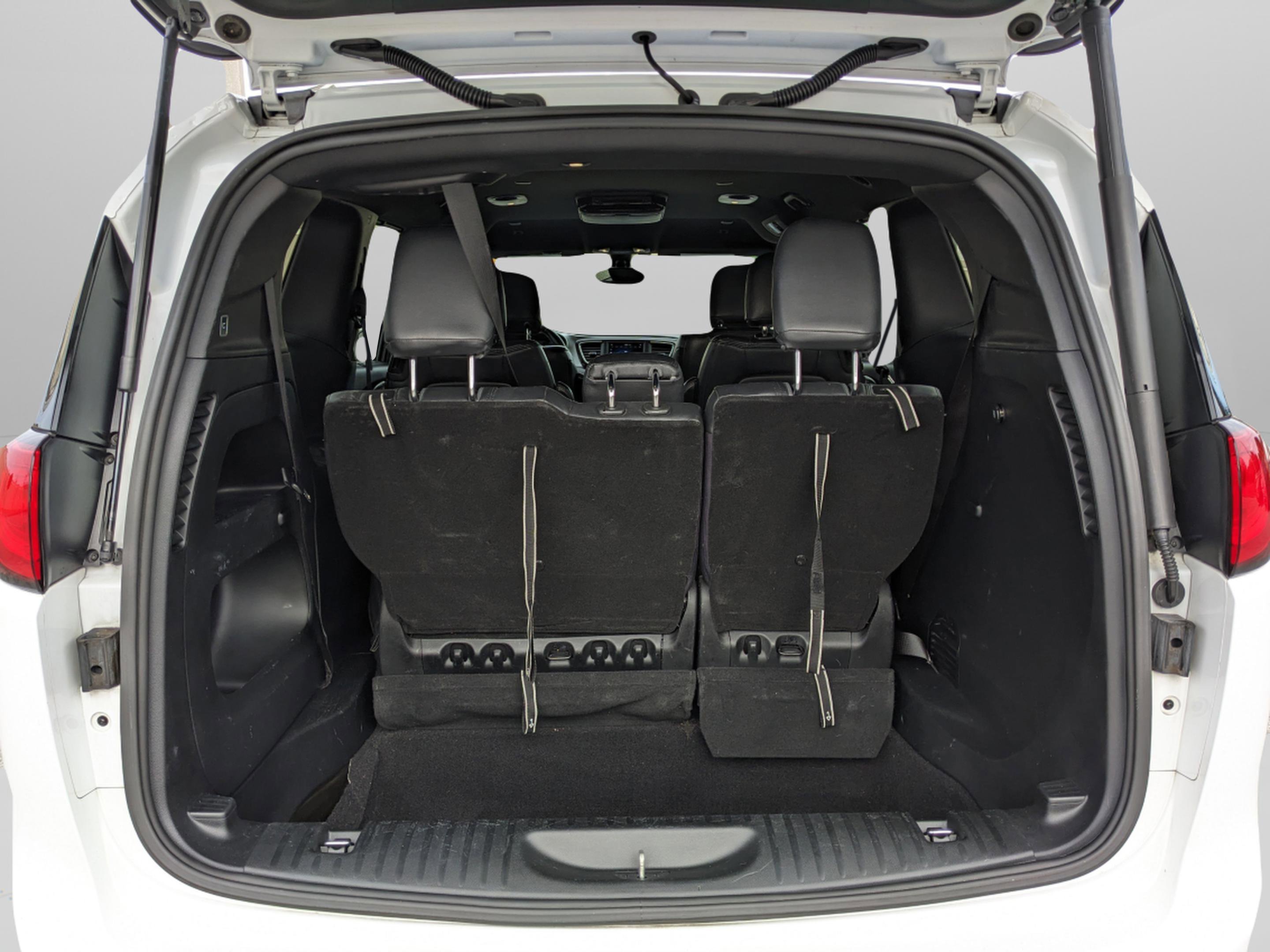 Used 2019 Chrysler Pacifica Touring Plus w/ S Appearance Package image 15