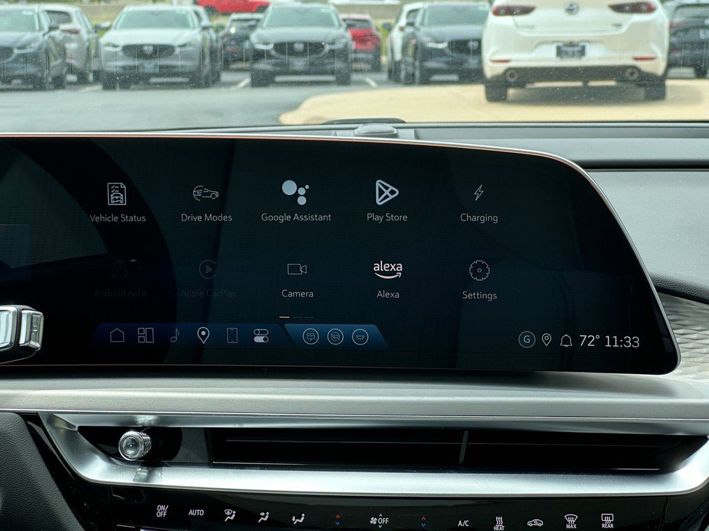 New 2025 Cadillac Lyriq Sport w/ LPO, Floor Liner Package AWD/4WD image 11