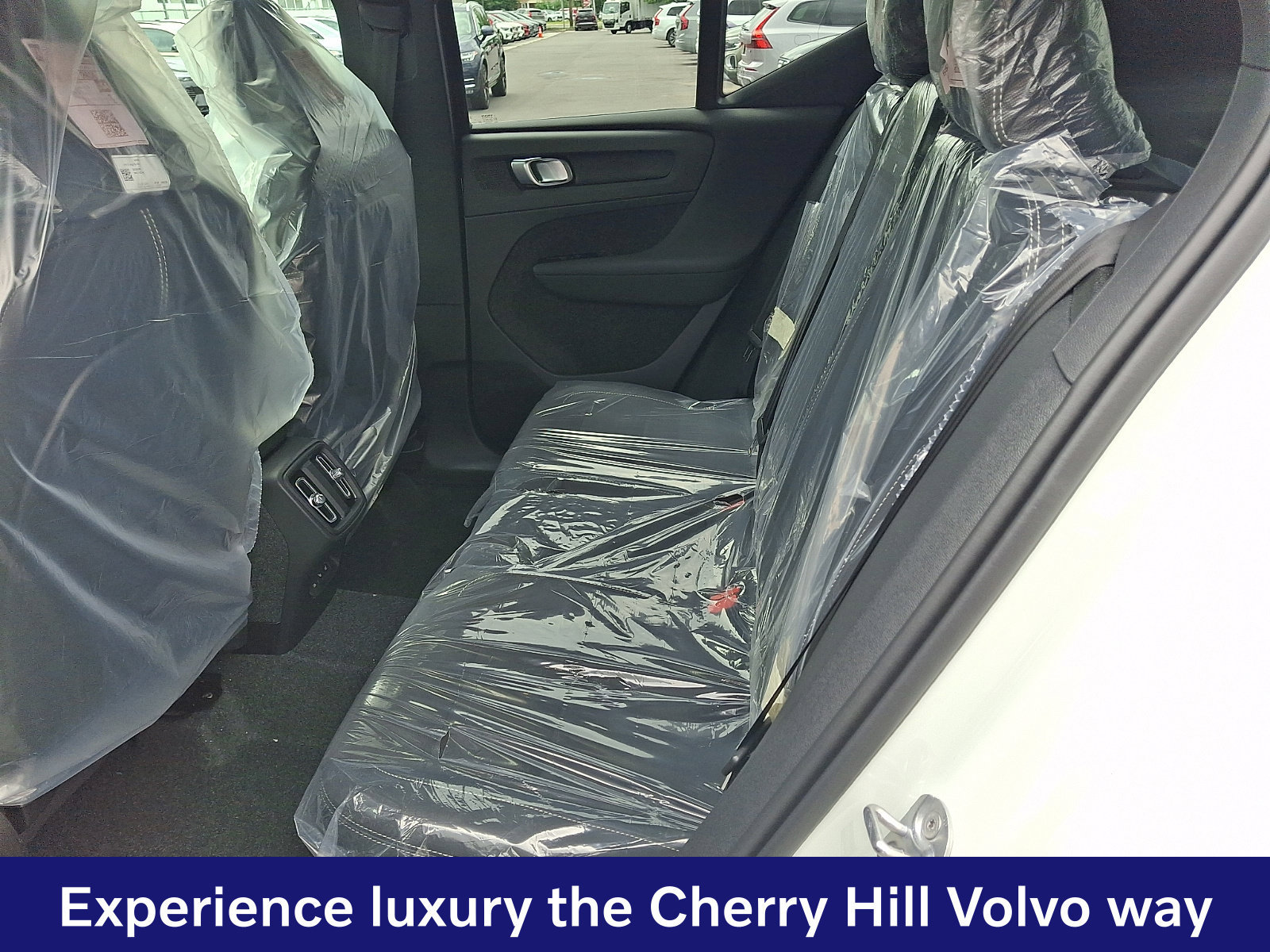 New 2026 Volvo XC40 B5 Ultra w/ Protection Package Premier AWD/4WD image 7