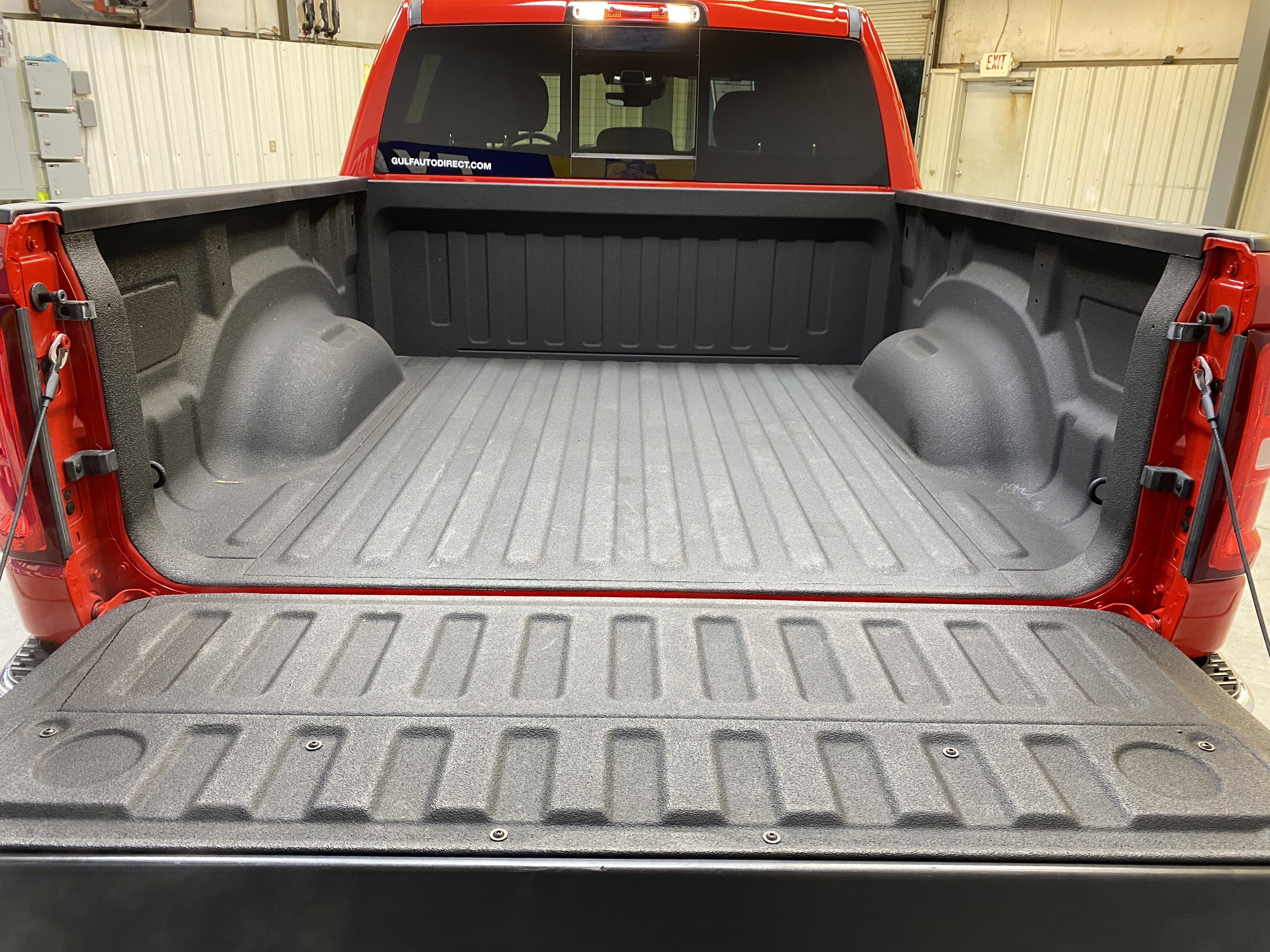 Used 2025 RAM 1500 Lone Star image 31