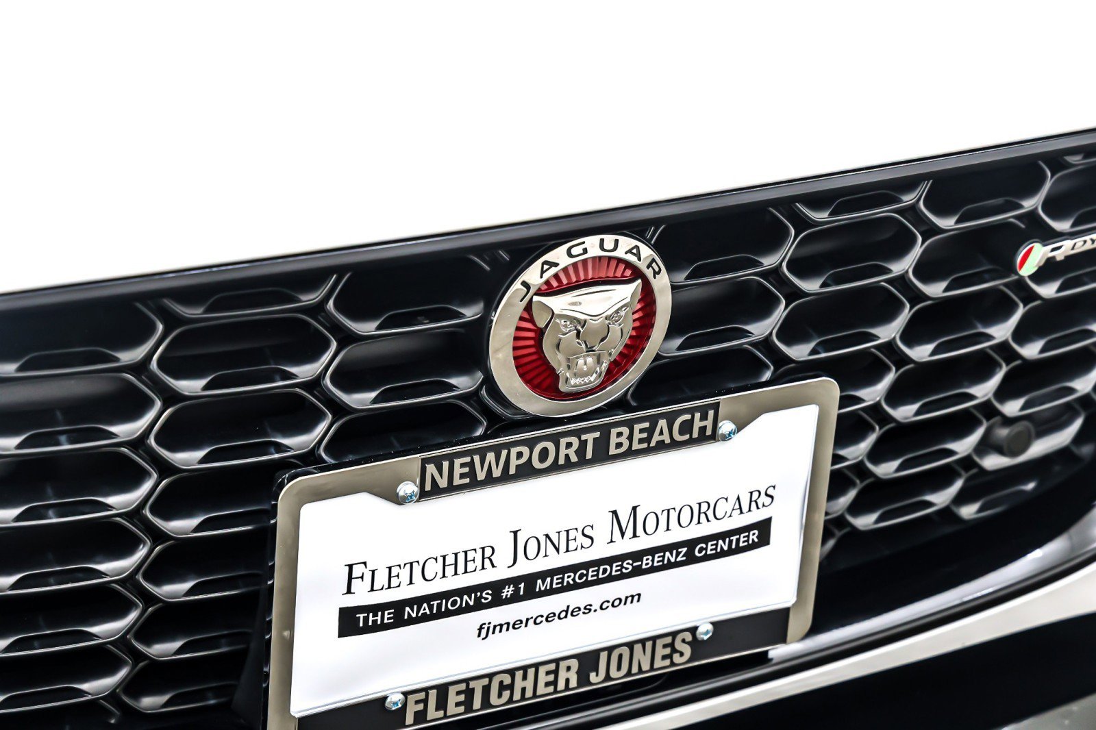 Used 2023 Jaguar F-TYPE R-Dynamic image 15