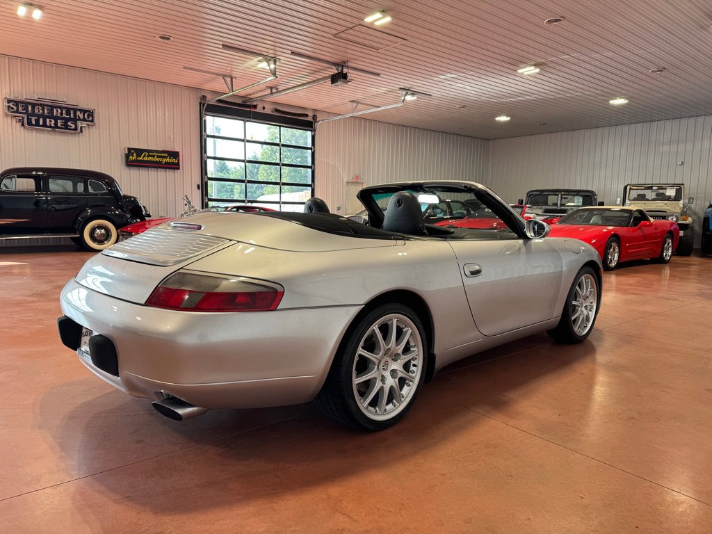 Used 2001 Porsche 911 Cabriolet image 8