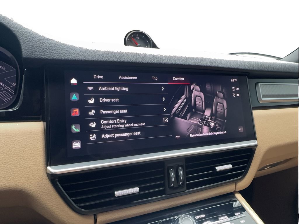 Used 2023 Porsche Cayenne Platinum Edition image 53