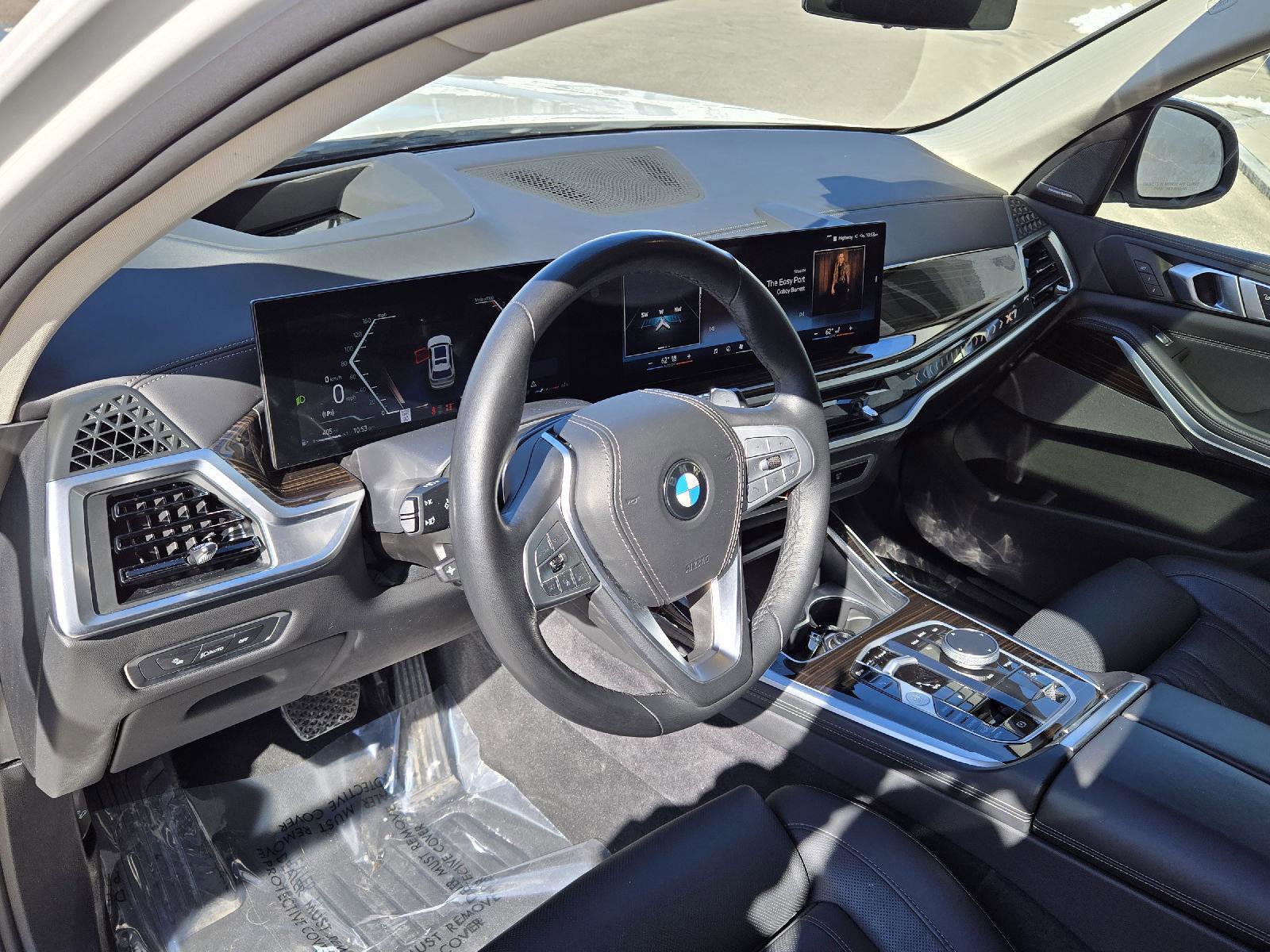 Used 2025 BMW X7 xDrive40i image 6