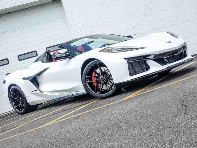 New 2027 Chevrolet Corvette Z06 w/ Battery Protection Package RWD image 2