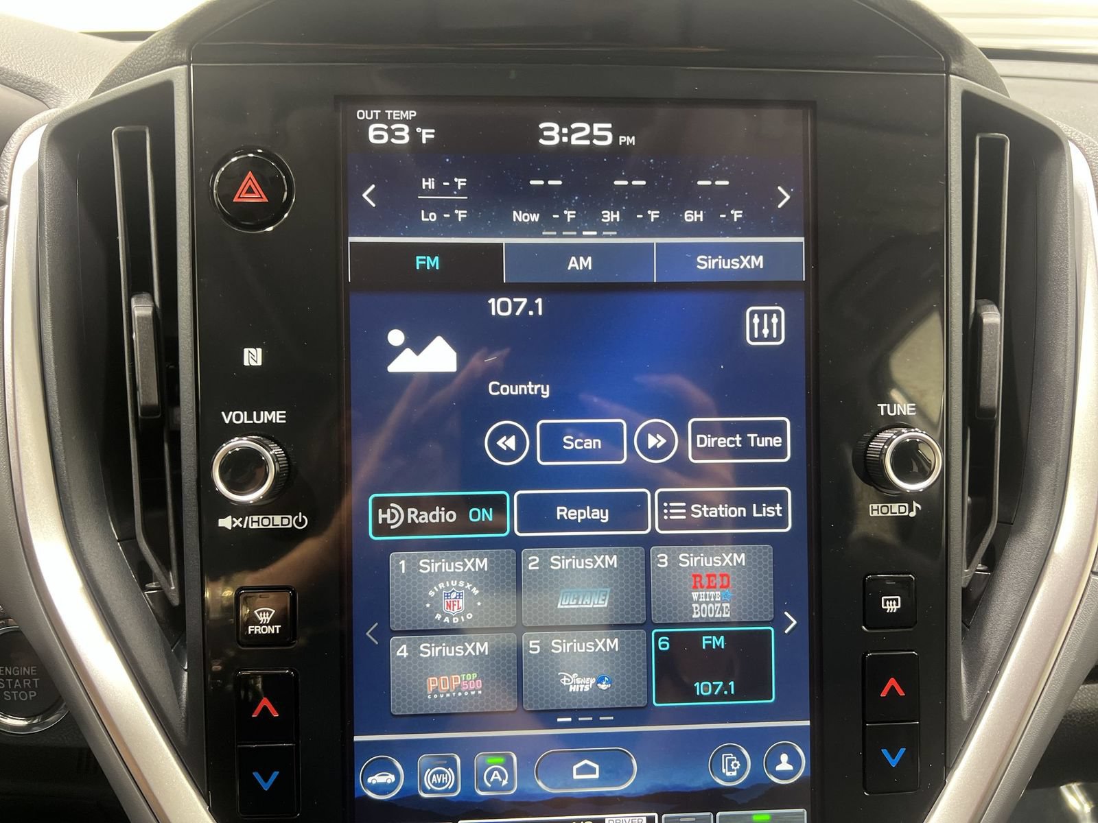 Certified 2025 Subaru Crosstrek 2.5i Premium AWD/4WD image 16