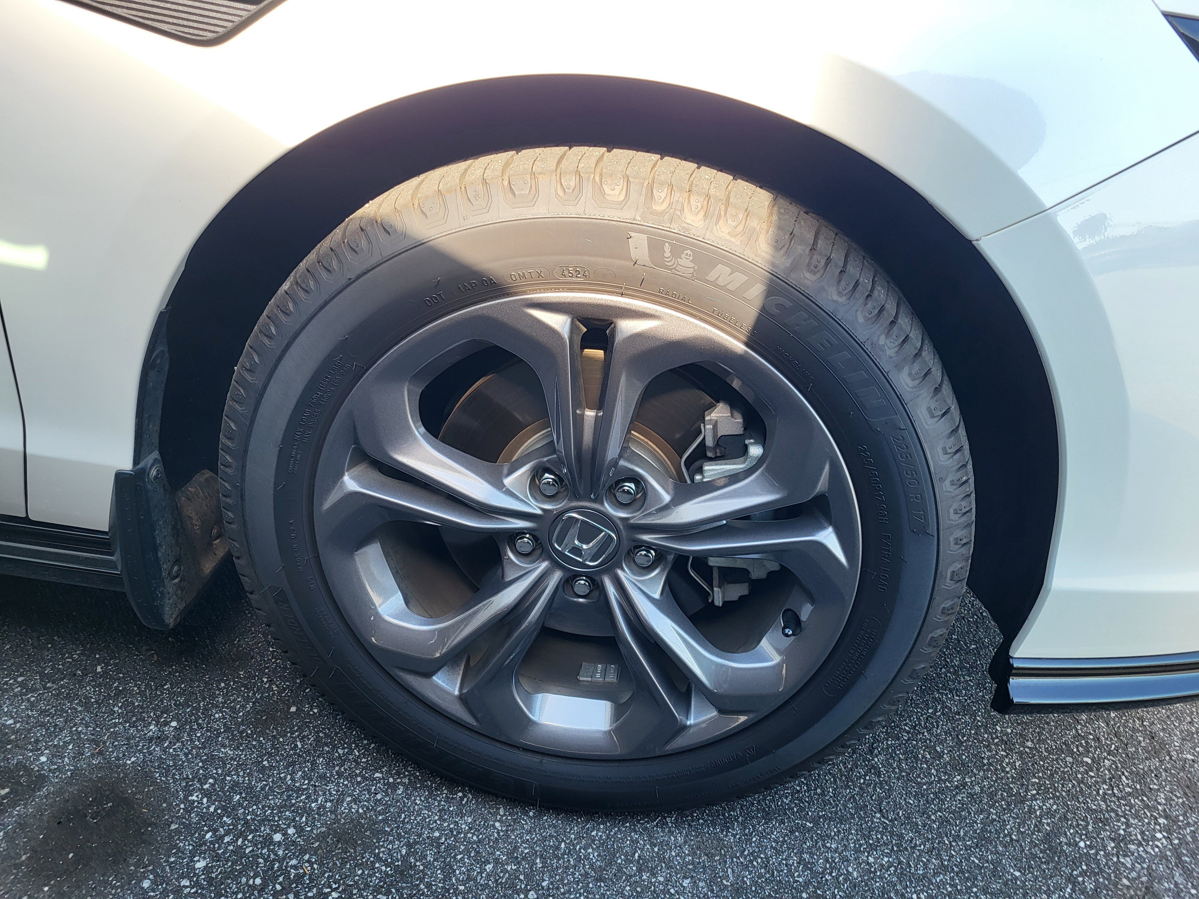 Used 2024 Honda Accord EX-L image 5