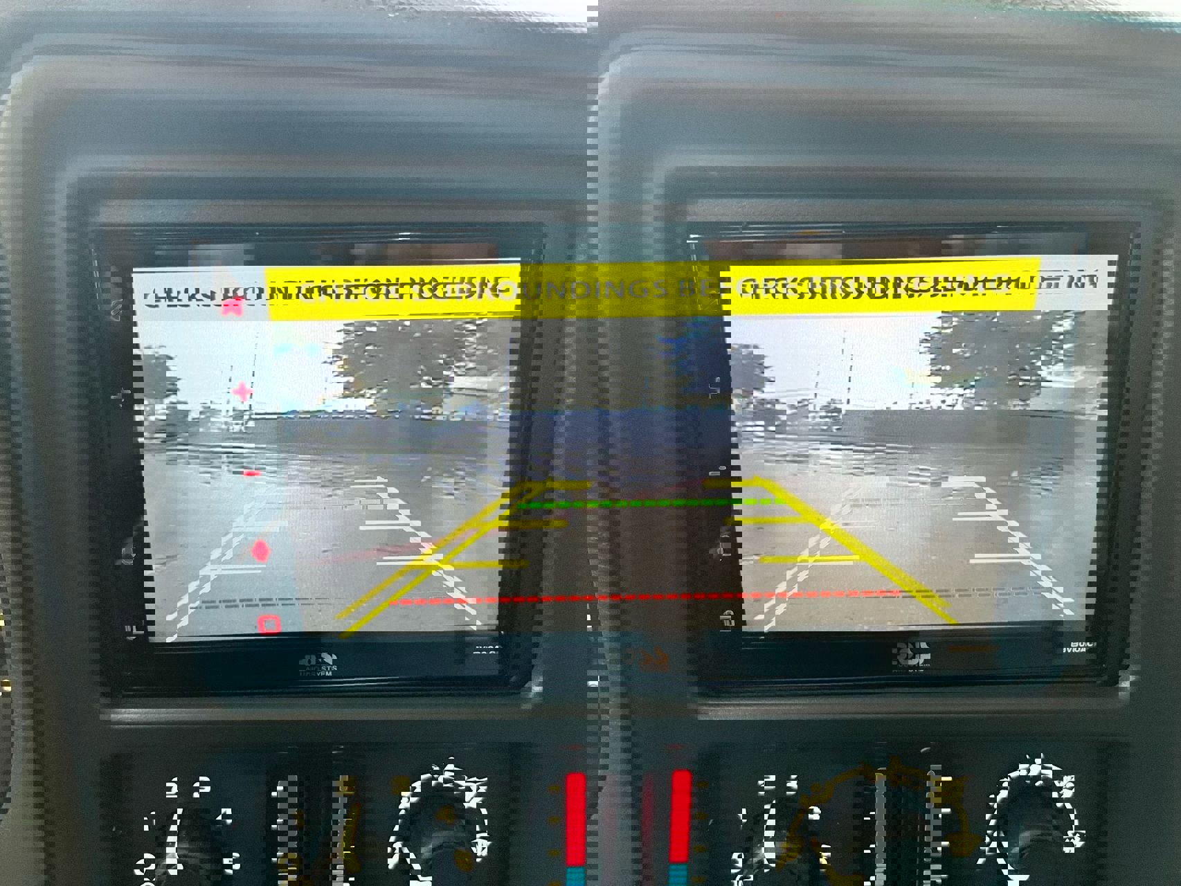 Used 2005 Chevrolet Avalanche Z66 w/ Preferred Equipment Group image 26